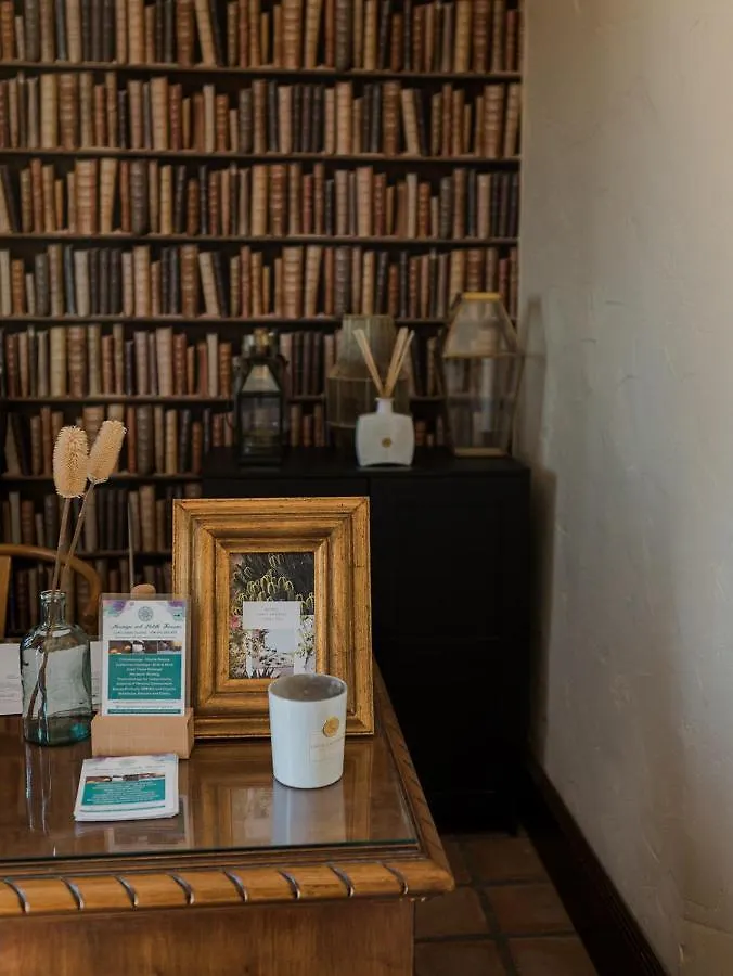 פריחיליאנה Posada Morisca Charming Hotel Boutique